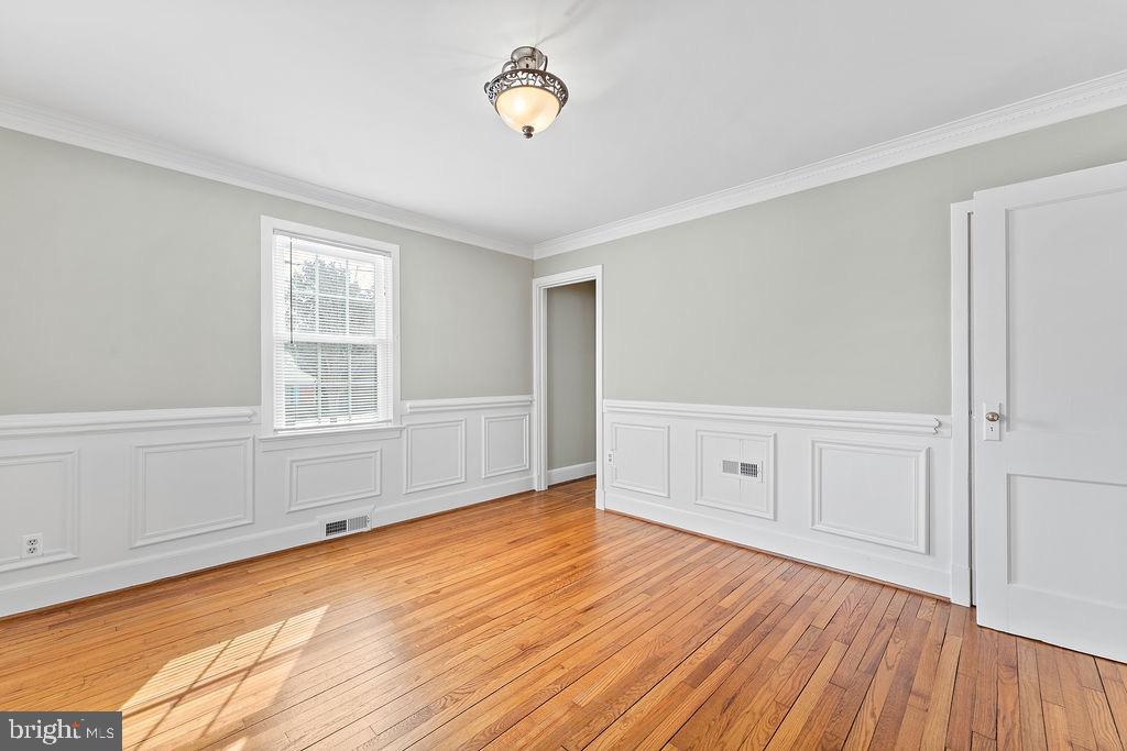 1313 PARCELL ST, FREDERICKSBURG, Virginia 22401, 3 Bedrooms Bedrooms, 8 Rooms Rooms,2 BathroomsBathrooms,Residential,For sale,1313 PARCELL ST,VAFB2009586 MLS # VAFB2009586