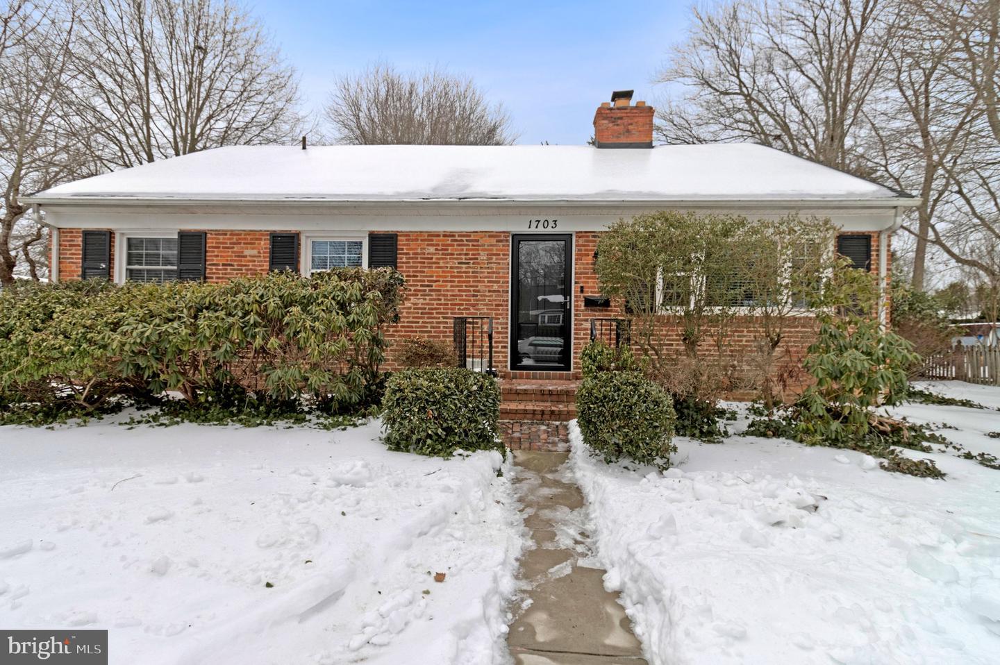 1703 TRENTON DR, ALEXANDRIA, Virginia 22308, 4 Bedrooms Bedrooms, ,3 BathroomsBathrooms,Residential,For sale,1703 TRENTON DR,VAFX2289358 MLS # VAFX2289358