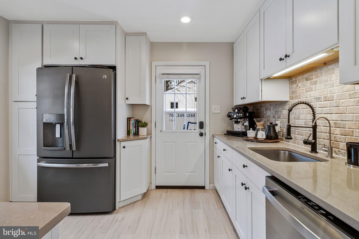 1703 TRENTON DR, ALEXANDRIA, Virginia 22308, 4 Bedrooms Bedrooms, ,3 BathroomsBathrooms,Residential,For sale,1703 TRENTON DR,VAFX2289358 MLS # VAFX2289358