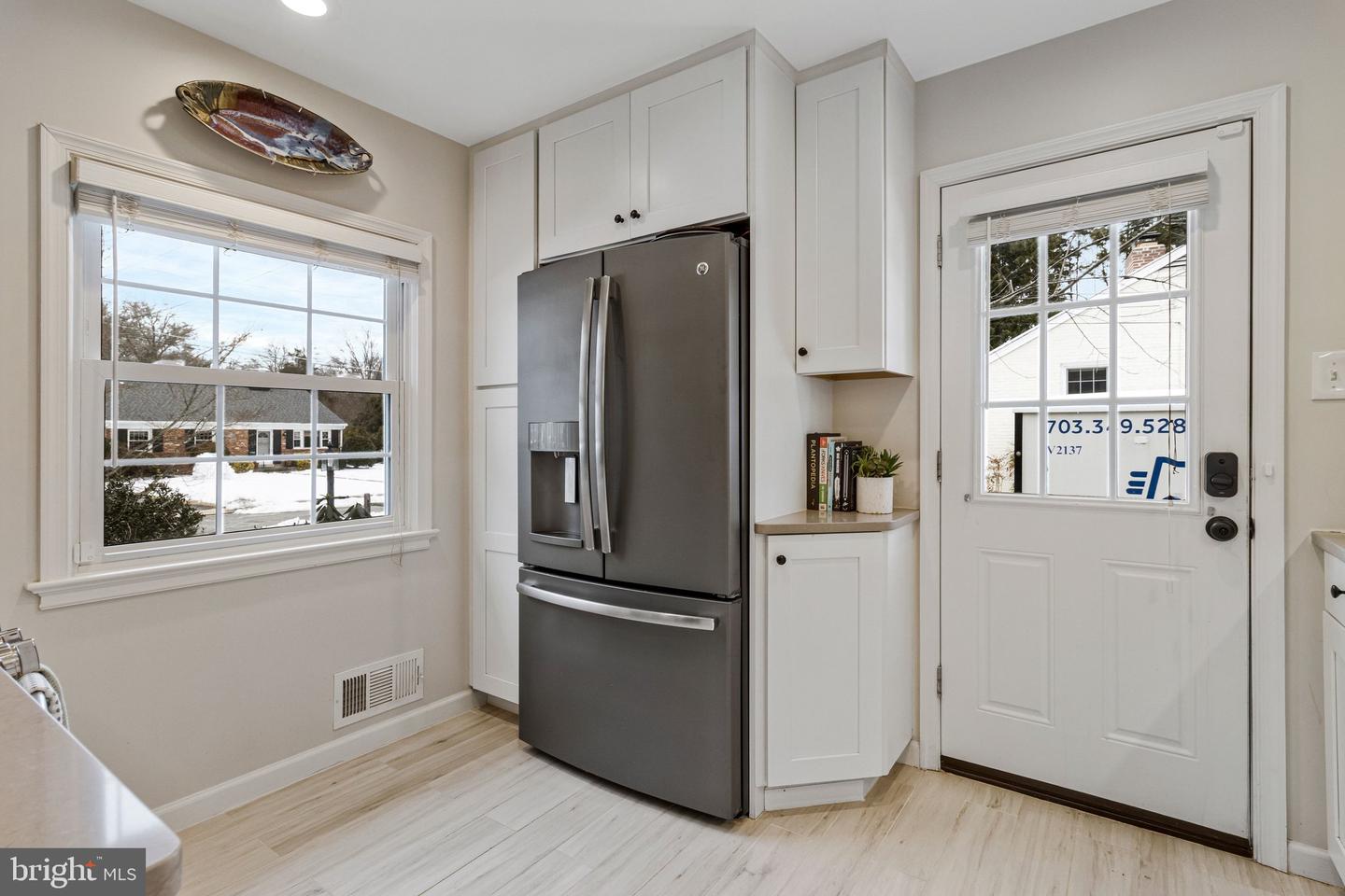 1703 TRENTON DR, ALEXANDRIA, Virginia 22308, 4 Bedrooms Bedrooms, ,3 BathroomsBathrooms,Residential,For sale,1703 TRENTON DR,VAFX2289358 MLS # VAFX2289358