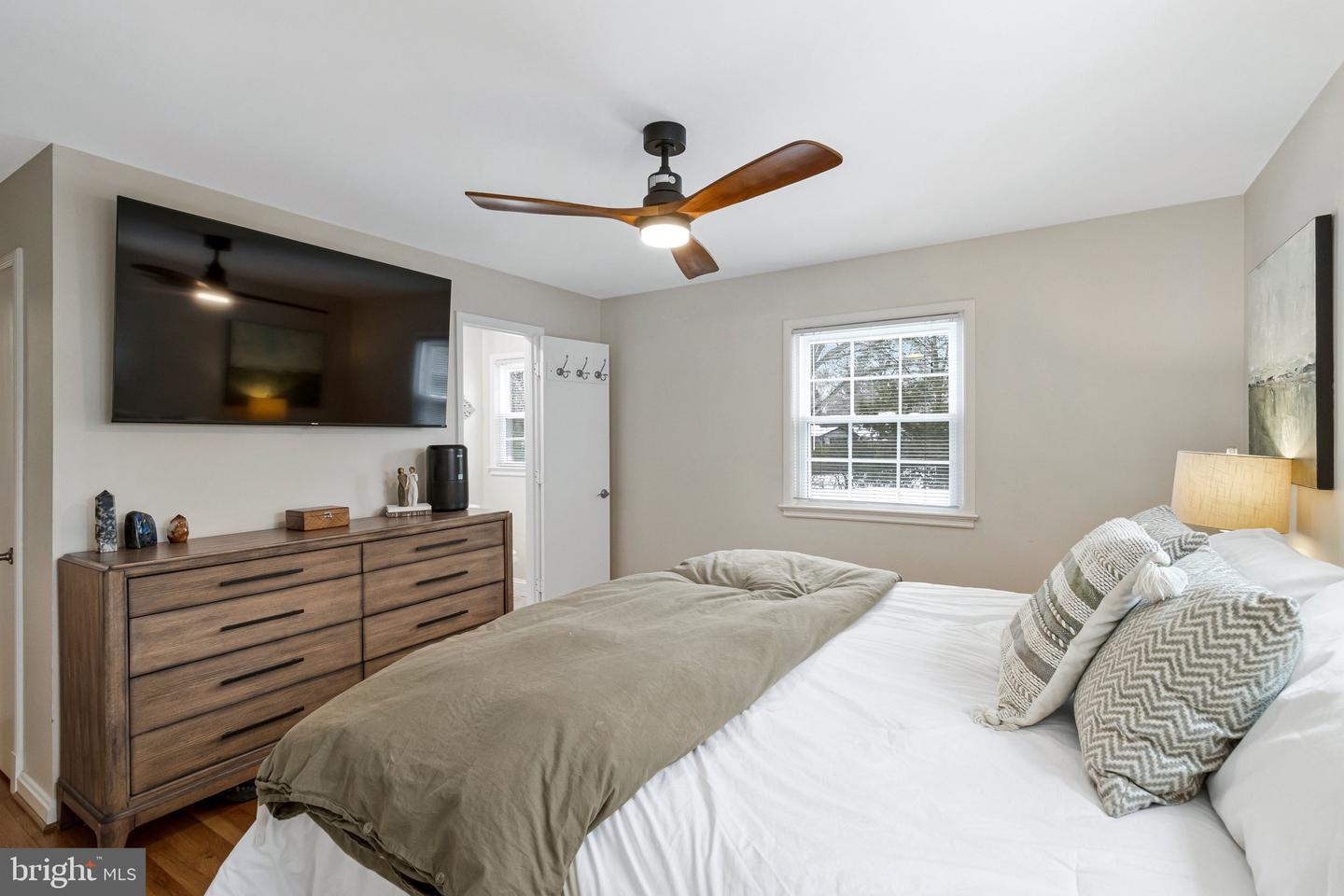 1703 TRENTON DR, ALEXANDRIA, Virginia 22308, 4 Bedrooms Bedrooms, ,3 BathroomsBathrooms,Residential,For sale,1703 TRENTON DR,VAFX2289358 MLS # VAFX2289358