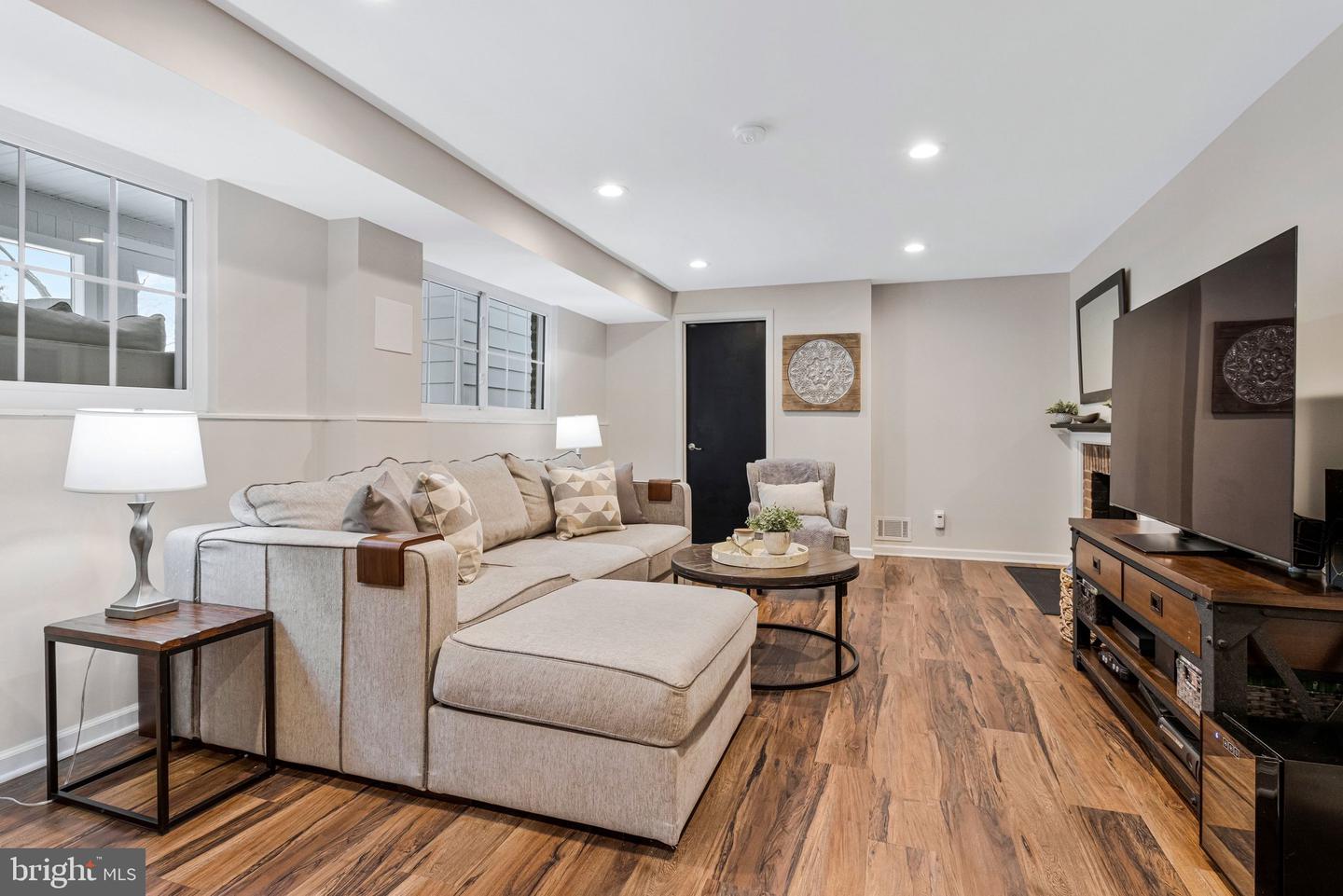 1703 TRENTON DR, ALEXANDRIA, Virginia 22308, 4 Bedrooms Bedrooms, ,3 BathroomsBathrooms,Residential,For sale,1703 TRENTON DR,VAFX2289358 MLS # VAFX2289358