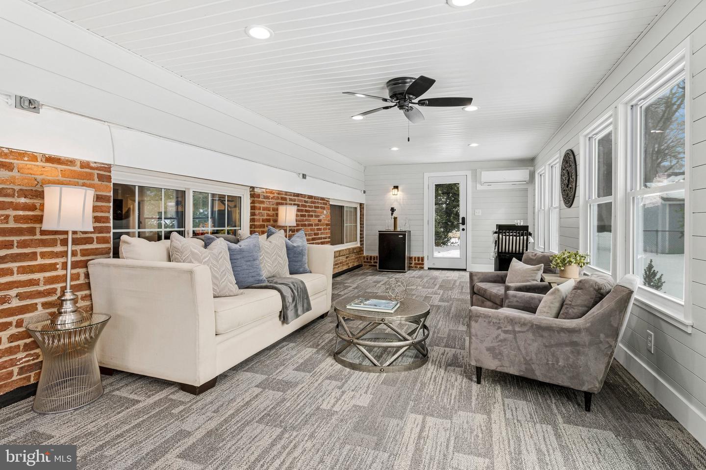 1703 TRENTON DR, ALEXANDRIA, Virginia 22308, 4 Bedrooms Bedrooms, ,3 BathroomsBathrooms,Residential,For sale,1703 TRENTON DR,VAFX2289358 MLS # VAFX2289358
