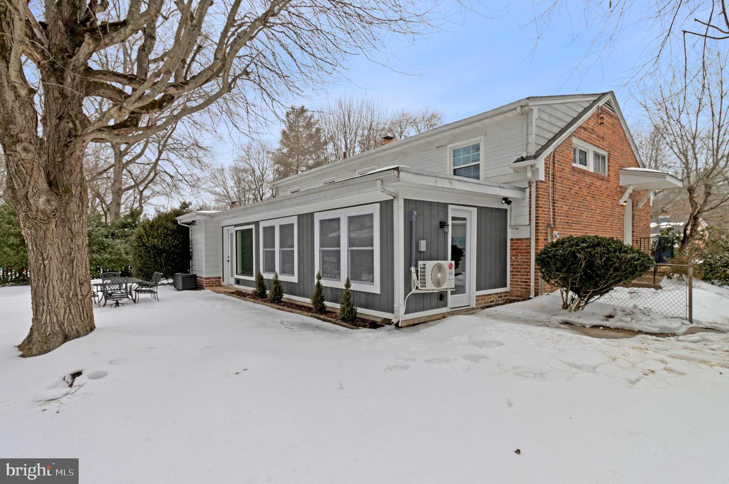 1703 TRENTON DR, ALEXANDRIA, Virginia 22308, 4 Bedrooms Bedrooms, ,3 BathroomsBathrooms,Residential,For sale,1703 TRENTON DR,VAFX2289358 MLS # VAFX2289358