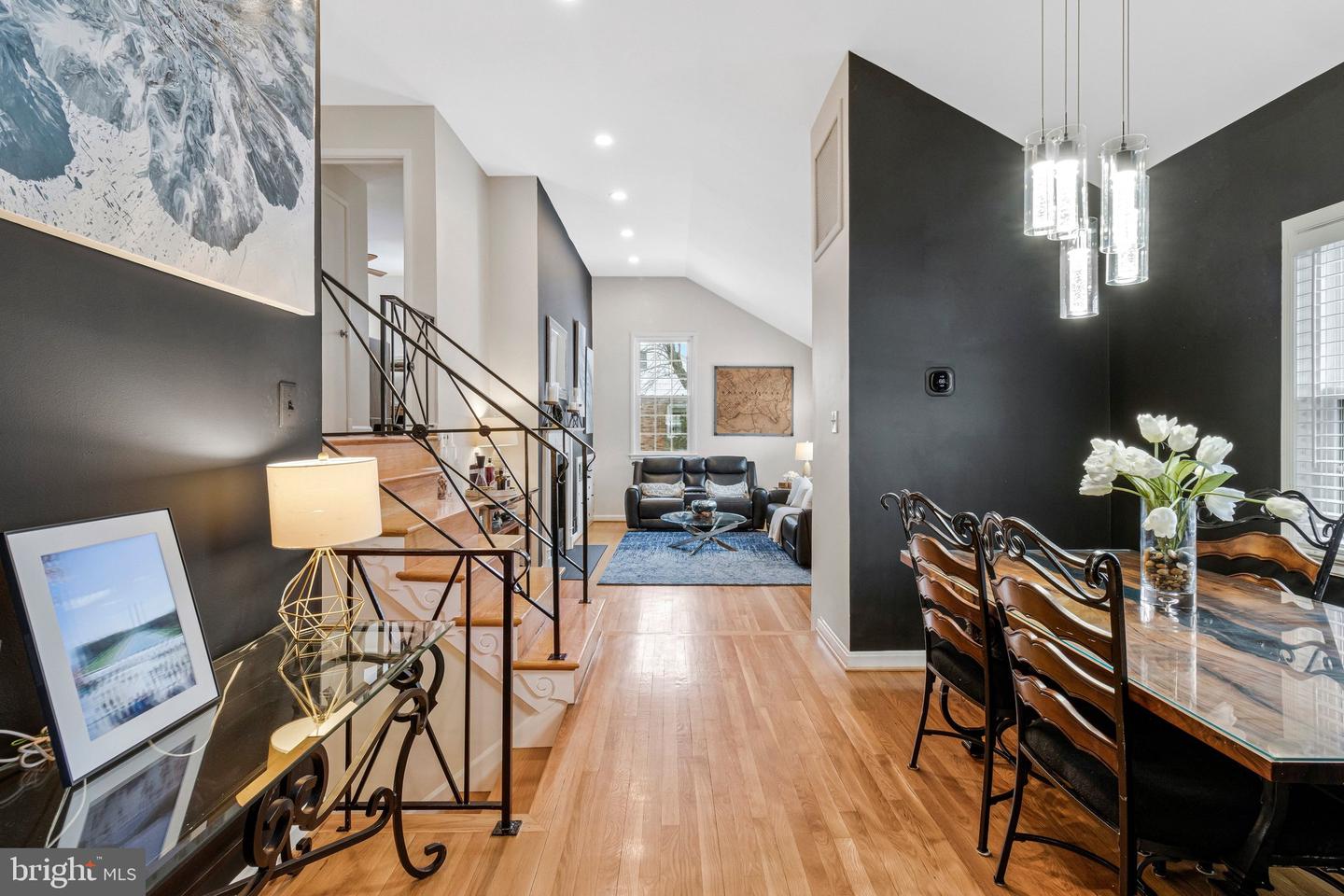 1703 TRENTON DR, ALEXANDRIA, Virginia 22308, 4 Bedrooms Bedrooms, ,3 BathroomsBathrooms,Residential,For sale,1703 TRENTON DR,VAFX2289358 MLS # VAFX2289358