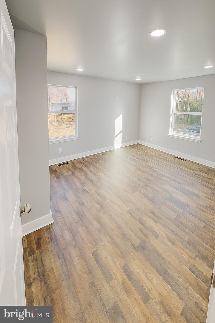 405 N VIEW DR, STANLEY, Virginia 22851, 3 Bedrooms Bedrooms, 6 Rooms Rooms,2 BathroomsBathrooms,Residential,For sale,405 N VIEW DR,VAPA2005578 MLS # VAPA2005578