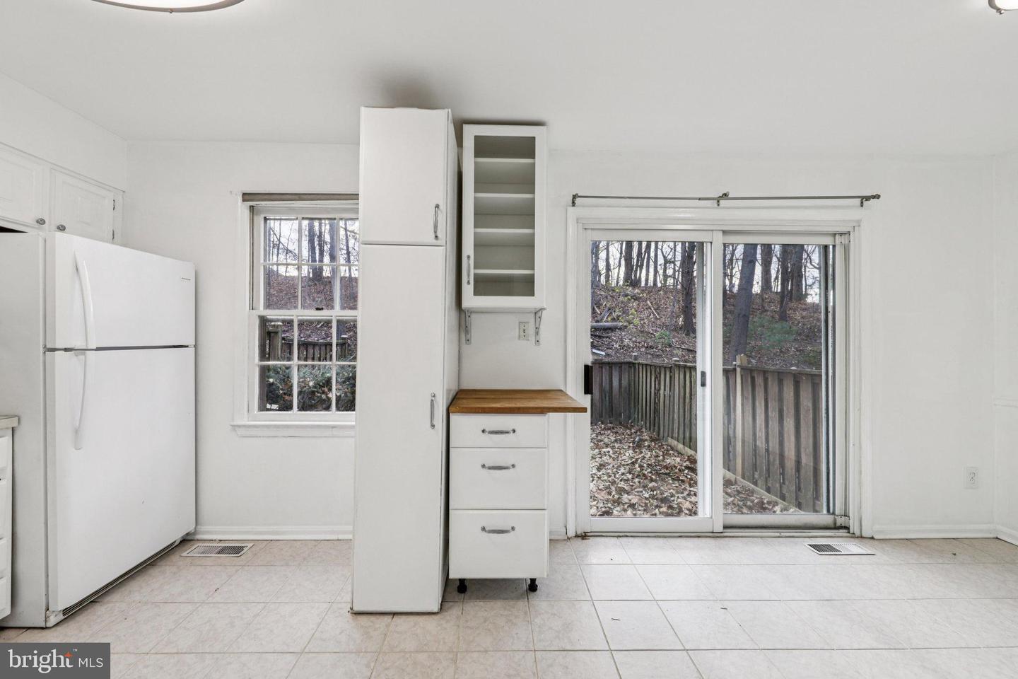 5037 HEAD CT, FAIRFAX, Virginia 22032, 3 Bedrooms Bedrooms, 6 Rooms Rooms,2 BathroomsBathrooms,Residential,For sale,5037 HEAD CT,VAFX2280856 MLS # VAFX2280856