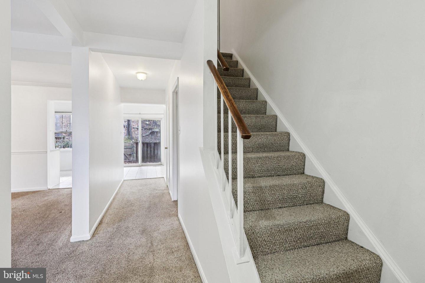 5037 HEAD CT, FAIRFAX, Virginia 22032, 3 Bedrooms Bedrooms, 6 Rooms Rooms,2 BathroomsBathrooms,Residential,For sale,5037 HEAD CT,VAFX2280856 MLS # VAFX2280856