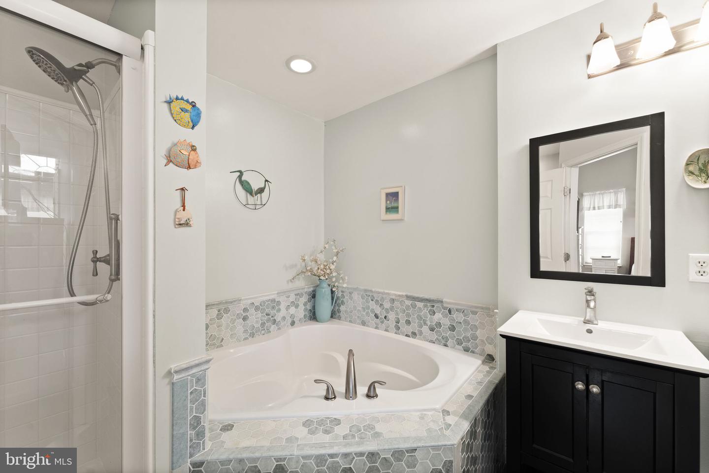 6377 SAINT TIMOTHYS LN, CENTREVILLE, Virginia 20121, 3 Bedrooms Bedrooms, ,2 BathroomsBathrooms,Residential,For sale,6377 SAINT TIMOTHYS LN,VAFX2281334 MLS # VAFX2281334