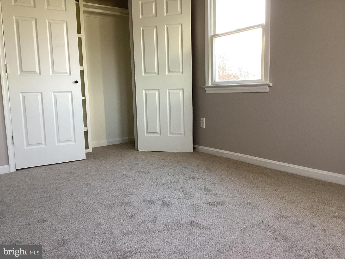 250 MANASSAS, MANASSAS PARK, Virginia 20111, 6 Bedrooms Bedrooms, ,2 BathroomsBathrooms,Residential,For sale,250 MANASSAS,VAPW2109104 MLS # VAPW2109104