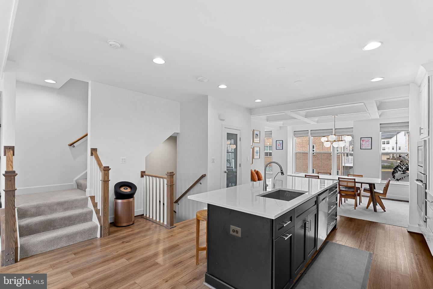 5237 RIDGEVIEW RETREAT DR, CHANTILLY, Virginia 20151, 4 Bedrooms Bedrooms, ,3 BathroomsBathrooms,Residential,For sale,5237 RIDGEVIEW RETREAT DR,VAFX2283212 MLS # VAFX2283212