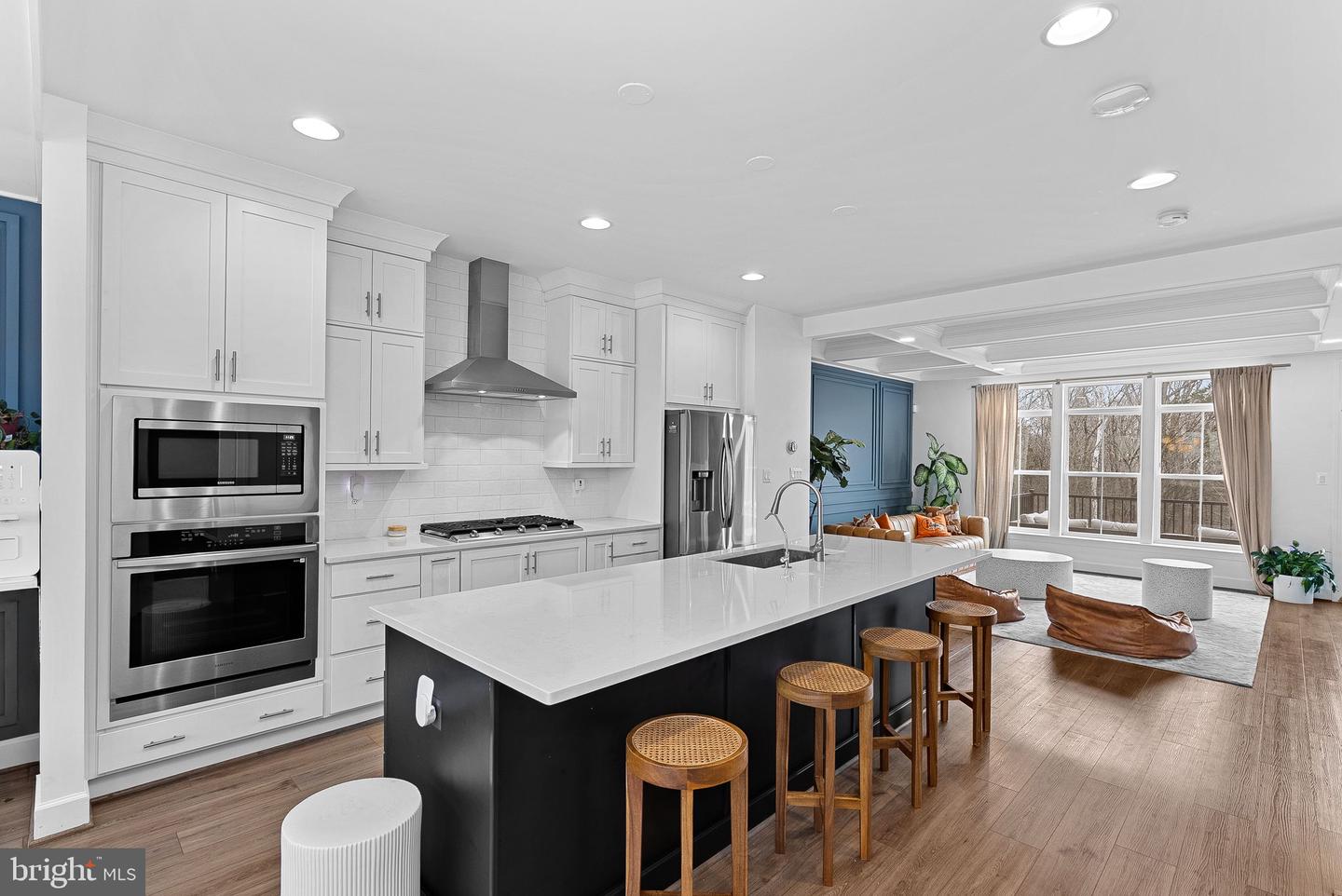 5237 RIDGEVIEW RETREAT DR, CHANTILLY, Virginia 20151, 4 Bedrooms Bedrooms, ,3 BathroomsBathrooms,Residential,For sale,5237 RIDGEVIEW RETREAT DR,VAFX2283212 MLS # VAFX2283212