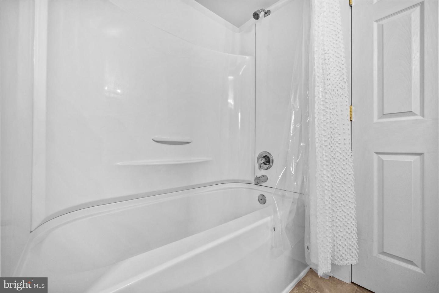 108 W MAIN ST, REMINGTON, Virginia 22734, 3 Bedrooms Bedrooms, ,2 BathroomsBathrooms,Residential,For sale,108 W MAIN ST,VAFQ2020032 MLS # VAFQ2020032