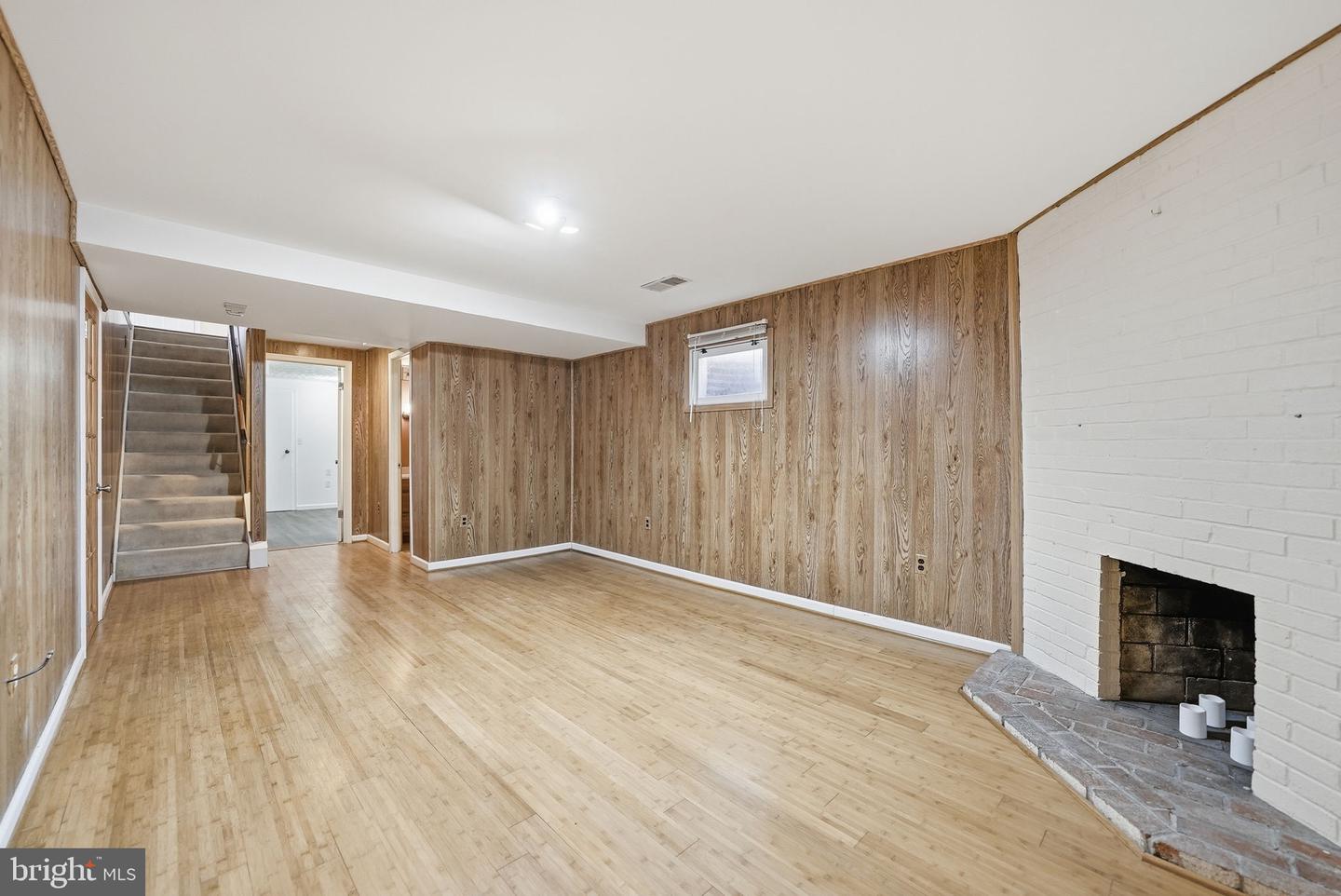 12708 VALLEYWOOD DR, WOODBRIDGE, Virginia 22192, 3 Bedrooms Bedrooms, ,2 BathroomsBathrooms,Residential,For sale,12708 VALLEYWOOD DR,VAPW2110860 MLS # VAPW2110860