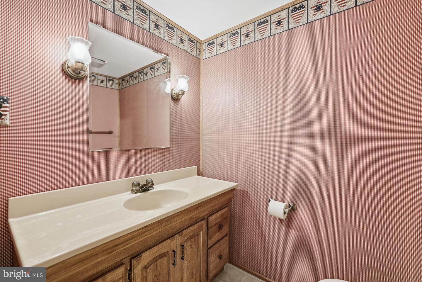 12708 VALLEYWOOD DR, WOODBRIDGE, Virginia 22192, 3 Bedrooms Bedrooms, ,2 BathroomsBathrooms,Residential,For sale,12708 VALLEYWOOD DR,VAPW2110860 MLS # VAPW2110860