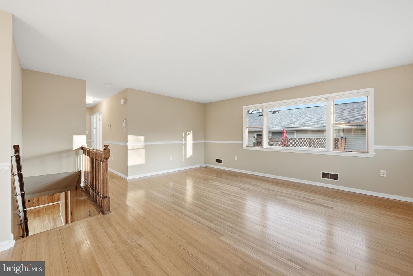 12708 VALLEYWOOD DR, WOODBRIDGE, Virginia 22192, 3 Bedrooms Bedrooms, ,2 BathroomsBathrooms,Residential,For sale,12708 VALLEYWOOD DR,VAPW2110860 MLS # VAPW2110860