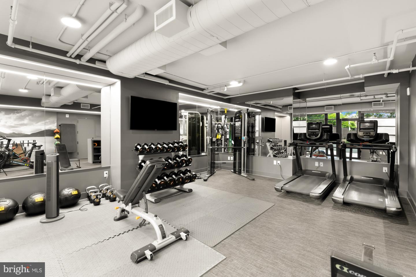 1300 4TH ST SE #1014, WASHINGTON, District Of Columbia 20003, 1 Bedroom Bedrooms, ,1 BathroomBathrooms,Residential,For sale,1300 4TH ST SE #1014,DCDC2243506 MLS # DCDC2243506