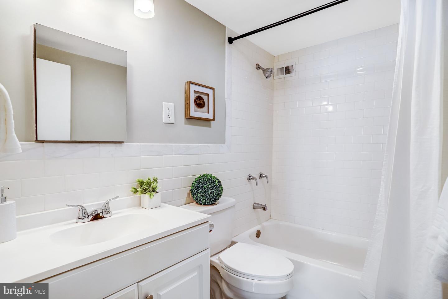 410 O ST SW #306, WASHINGTON, District Of Columbia 20024, 2 Bedrooms Bedrooms, ,2 BathroomsBathrooms,Residential,For sale,410 O ST SW #306,DCDC2244470 MLS # DCDC2244470