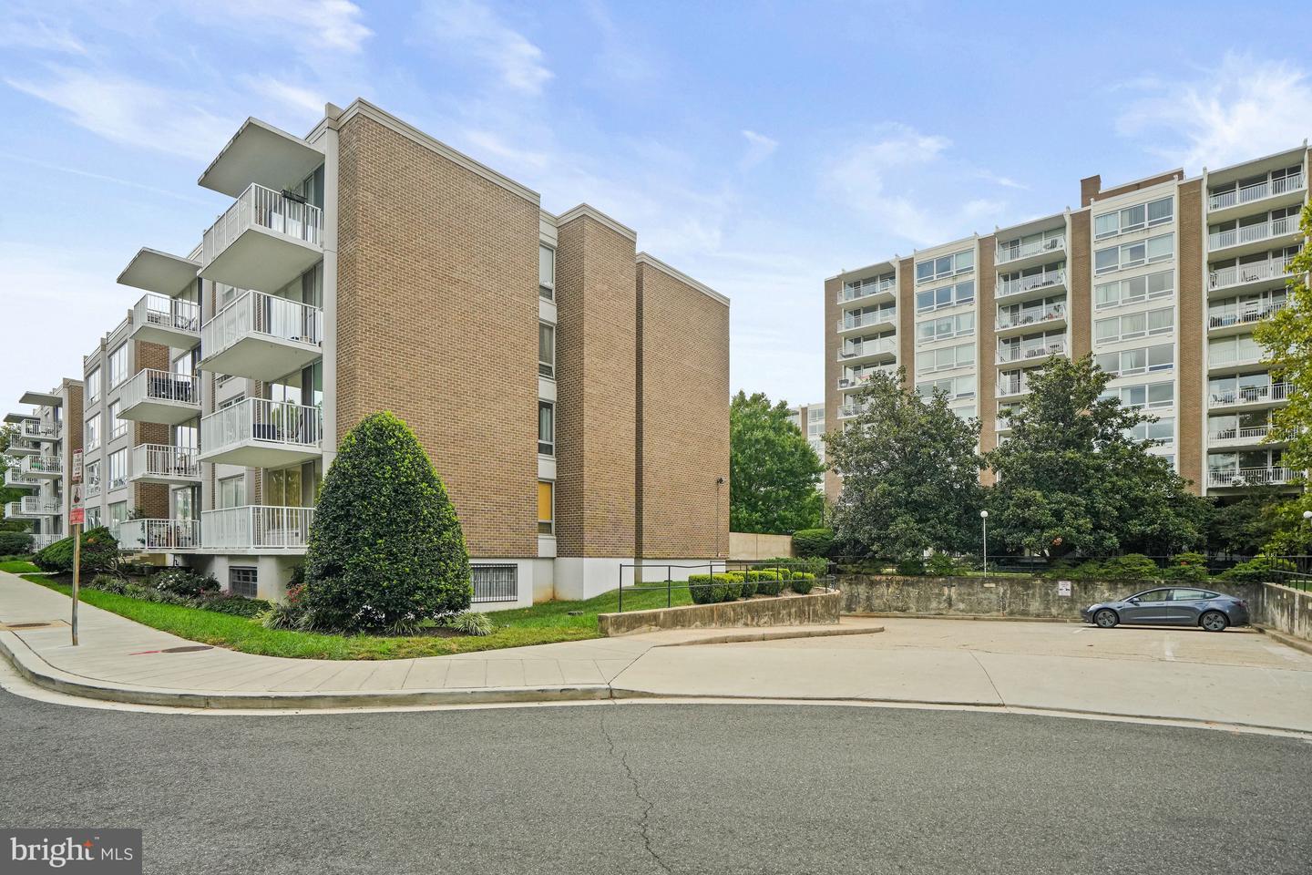 410 O ST SW #306, WASHINGTON, District Of Columbia 20024, 2 Bedrooms Bedrooms, ,2 BathroomsBathrooms,Residential,For sale,410 O ST SW #306,DCDC2244470 MLS # DCDC2244470