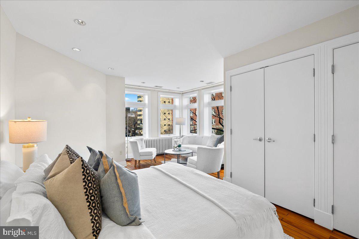 1752 17TH ST NW, WASHINGTON, District Of Columbia 20009, 4 Bedrooms Bedrooms, ,3 BathroomsBathrooms,Residential,For sale,1752 17TH ST NW,DCDC2244566 MLS # DCDC2244566