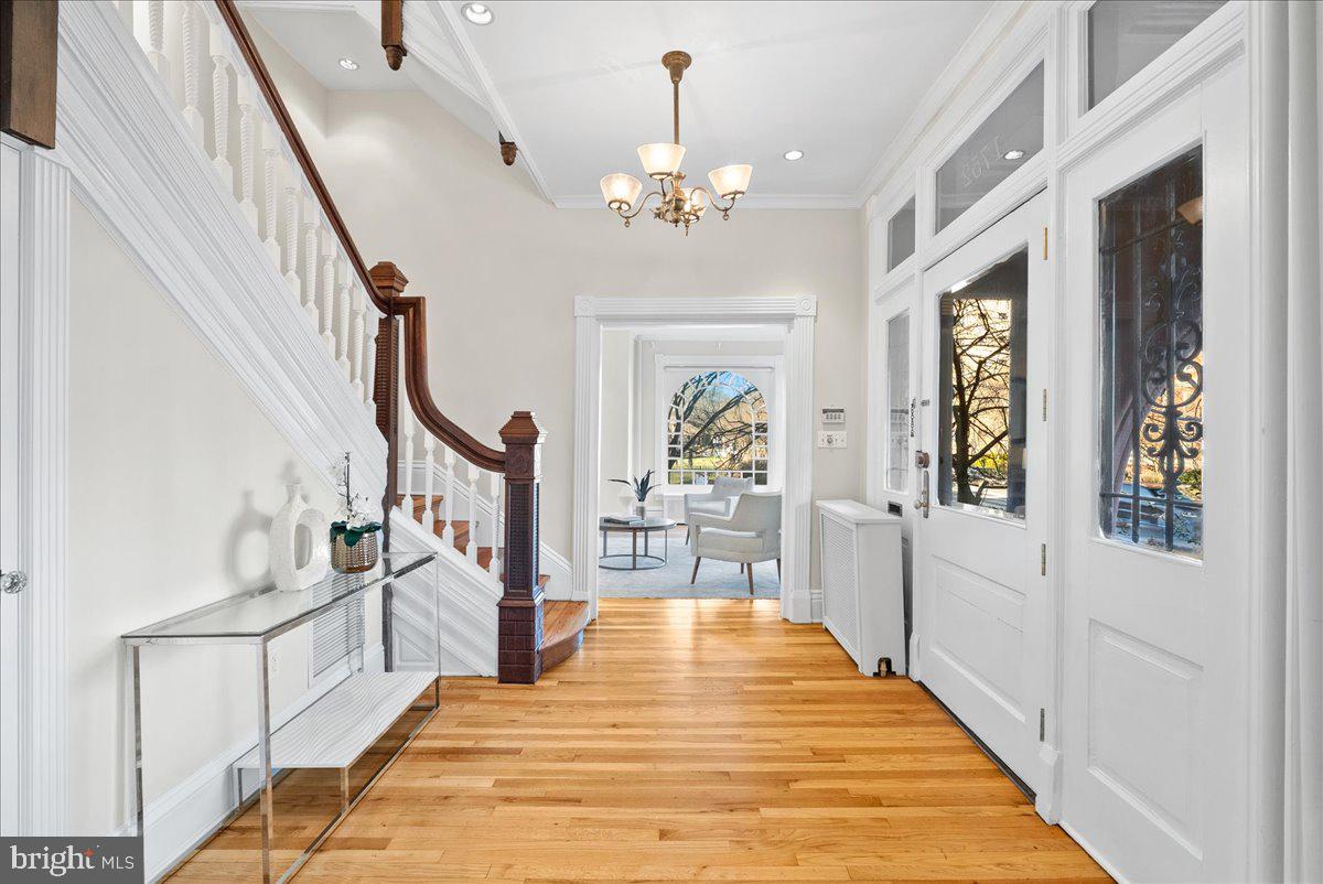 1752 17TH ST NW, WASHINGTON, District Of Columbia 20009, 4 Bedrooms Bedrooms, ,3 BathroomsBathrooms,Residential,For sale,1752 17TH ST NW,DCDC2244566 MLS # DCDC2244566