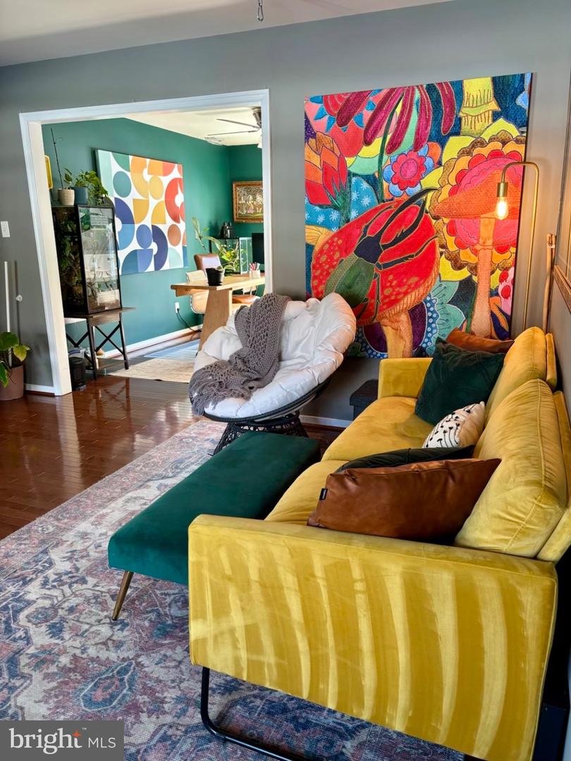 3417 BEAR POND LN, AMISSVILLE, Virginia 20106, 4 Bedrooms Bedrooms, 13 Rooms Rooms,2 BathroomsBathrooms,Residential,For sale,3417 BEAR POND LN,VACU2012618 MLS # VACU2012618