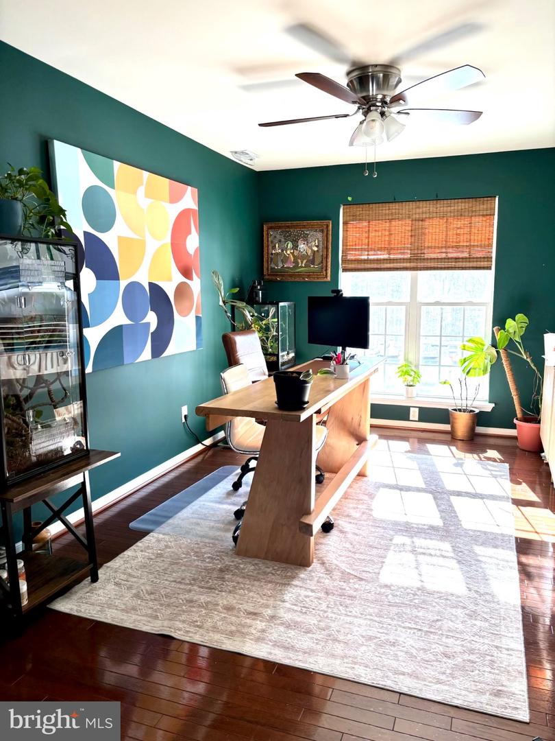 3417 BEAR POND LN, AMISSVILLE, Virginia 20106, 4 Bedrooms Bedrooms, 13 Rooms Rooms,2 BathroomsBathrooms,Residential,For sale,3417 BEAR POND LN,VACU2012618 MLS # VACU2012618