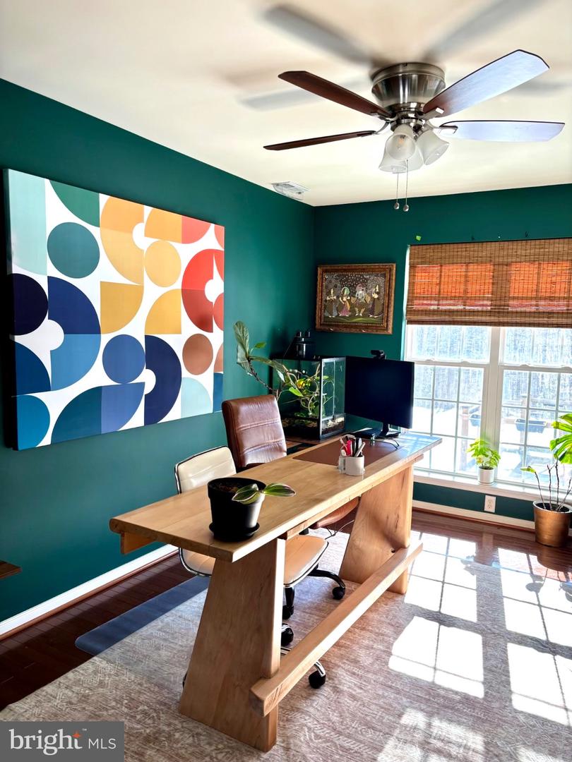 3417 BEAR POND LN, AMISSVILLE, Virginia 20106, 4 Bedrooms Bedrooms, 13 Rooms Rooms,2 BathroomsBathrooms,Residential,For sale,3417 BEAR POND LN,VACU2012618 MLS # VACU2012618