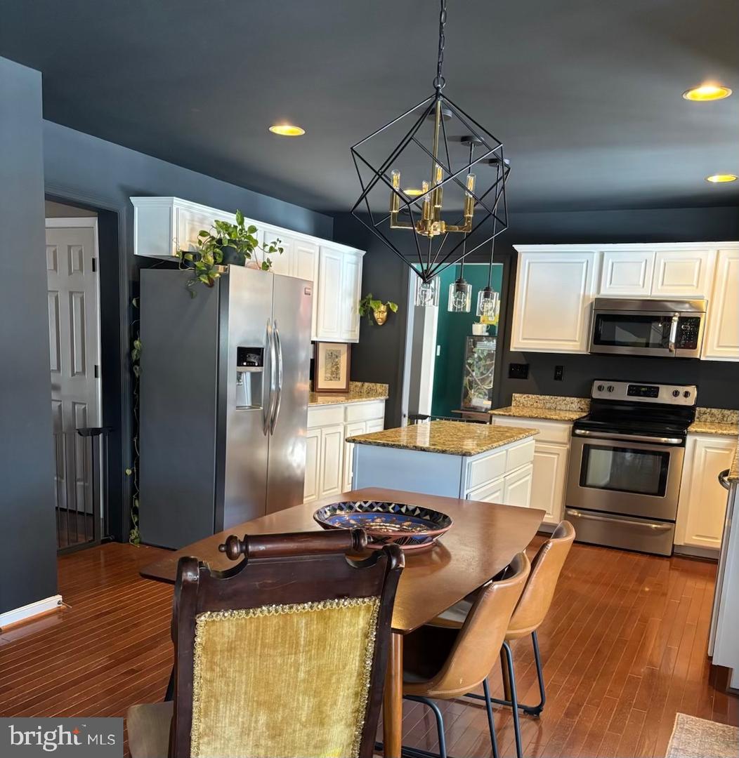 3417 BEAR POND LN, AMISSVILLE, Virginia 20106, 4 Bedrooms Bedrooms, 13 Rooms Rooms,2 BathroomsBathrooms,Residential,For sale,3417 BEAR POND LN,VACU2012618 MLS # VACU2012618