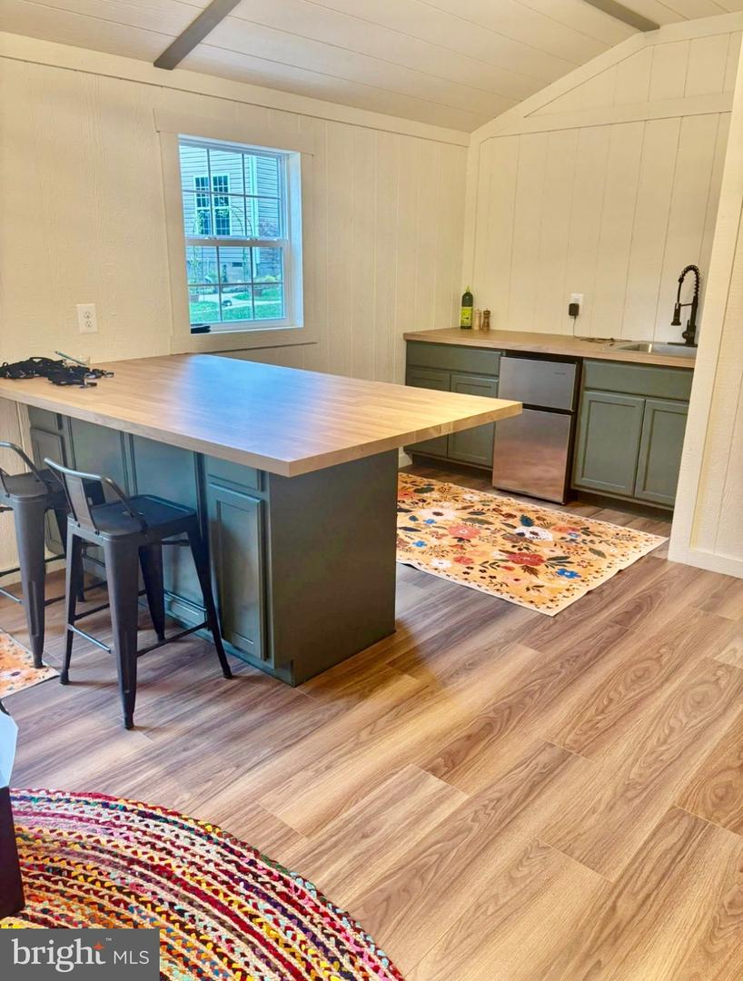 3417 BEAR POND LN, AMISSVILLE, Virginia 20106, 4 Bedrooms Bedrooms, 13 Rooms Rooms,2 BathroomsBathrooms,Residential,For sale,3417 BEAR POND LN,VACU2012618 MLS # VACU2012618