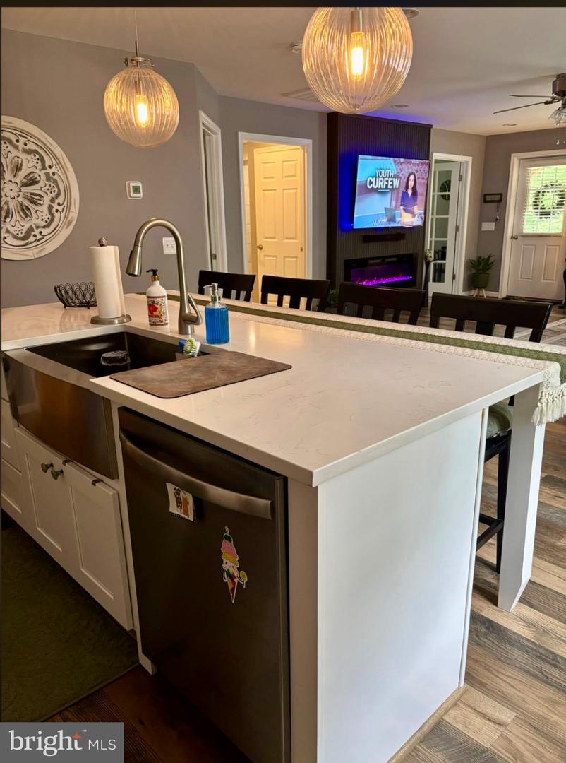 3417 BEAR POND LN, AMISSVILLE, Virginia 20106, 4 Bedrooms Bedrooms, 13 Rooms Rooms,2 BathroomsBathrooms,Residential,For sale,3417 BEAR POND LN,VACU2012618 MLS # VACU2012618