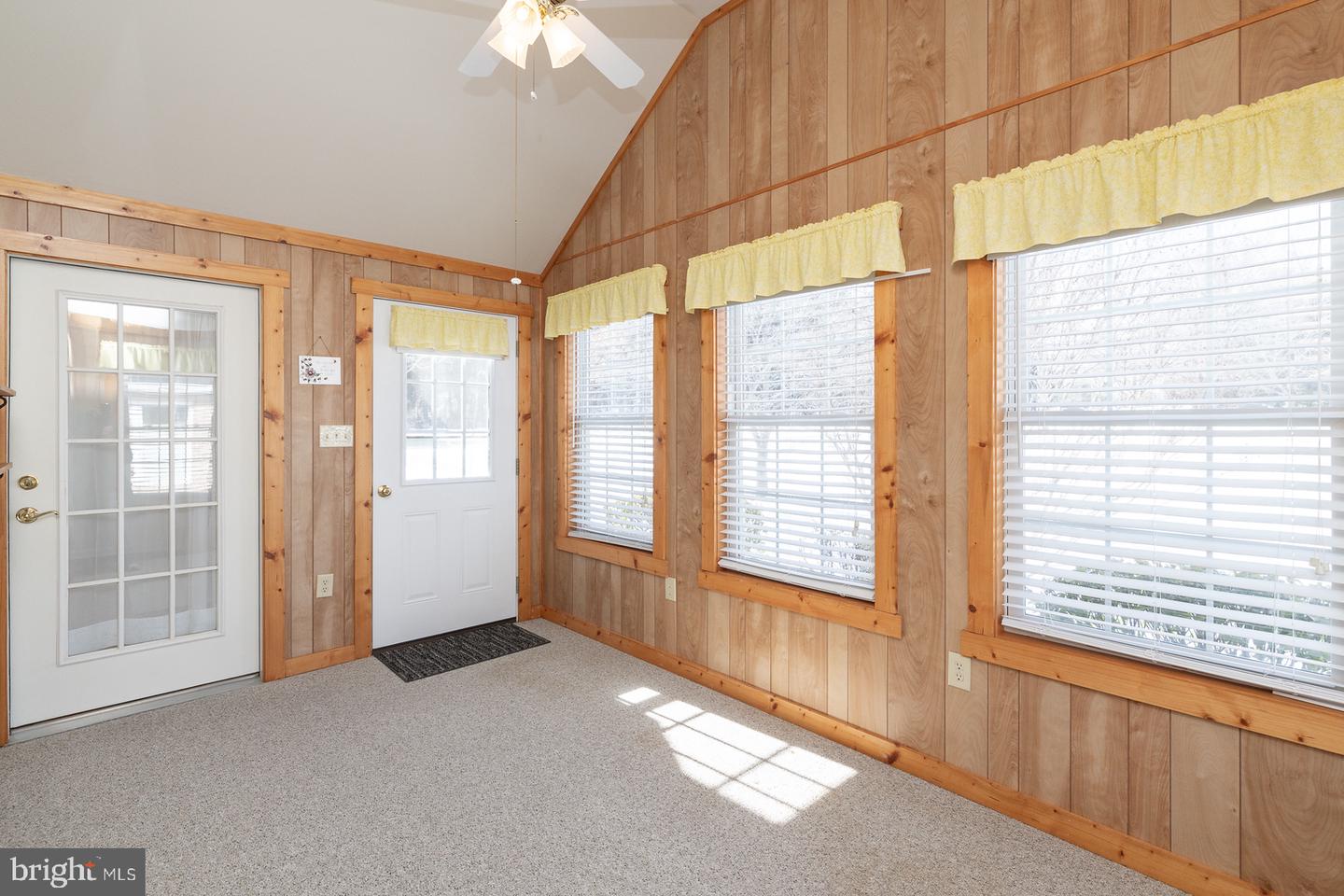 1885 ROSSER LN, WINCHESTER, Virginia 22601, 2 Bedrooms Bedrooms, ,2 BathroomsBathrooms,Residential,For sale,1885 ROSSER LN,VAWI2009918 MLS # VAWI2009918