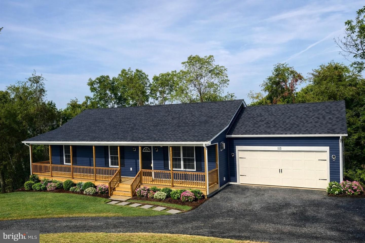 471 SUMMIT POINT DR, FRONT ROYAL, Virginia 22630, 3 Bedrooms Bedrooms, ,2 BathroomsBathrooms,Residential,For sale,471 SUMMIT POINT DR,VAWR2013336 MLS # VAWR2013336