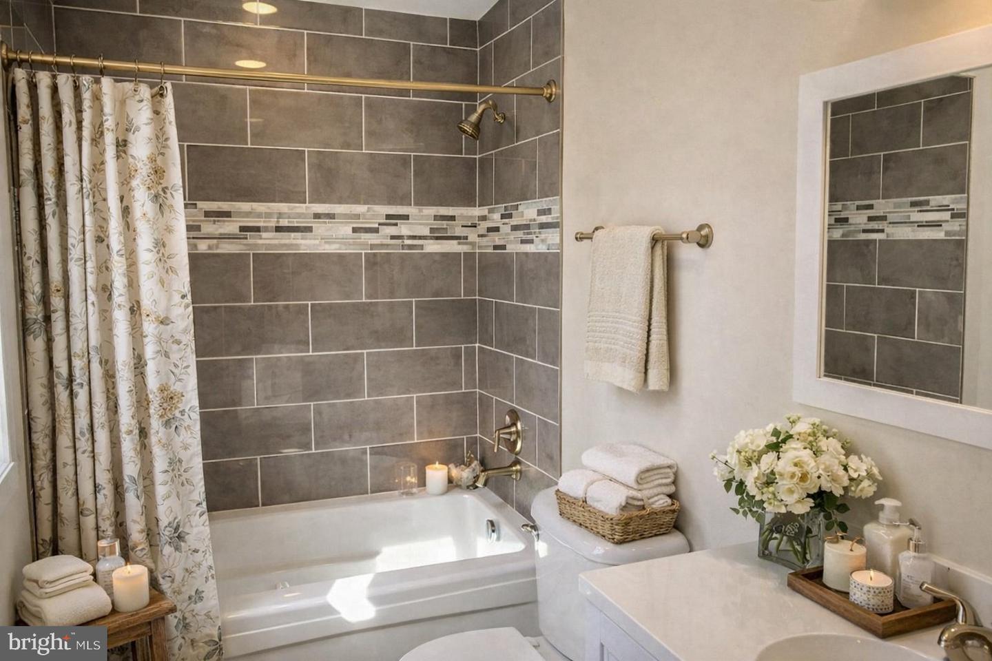 471 SUMMIT POINT DR, FRONT ROYAL, Virginia 22630, 3 Bedrooms Bedrooms, ,2 BathroomsBathrooms,Residential,For sale,471 SUMMIT POINT DR,VAWR2013336 MLS # VAWR2013336