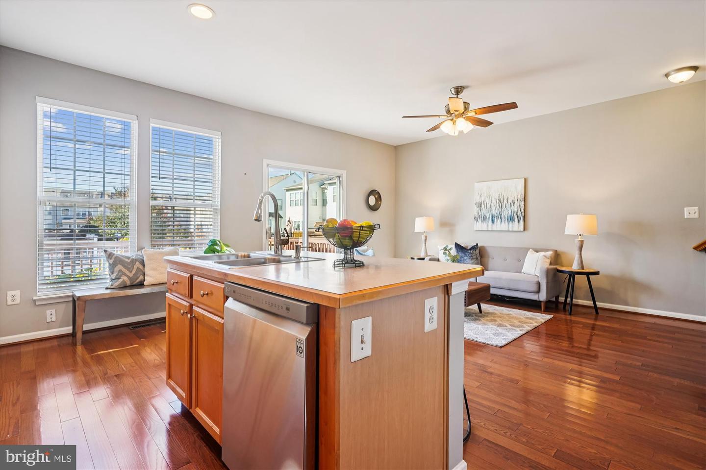 6149 CILANTRO DR, ALEXANDRIA, Virginia 22310, 3 Bedrooms Bedrooms, ,2 BathroomsBathrooms,Residential,For sale,6149 CILANTRO DR,VAFX2289422 MLS # VAFX2289422