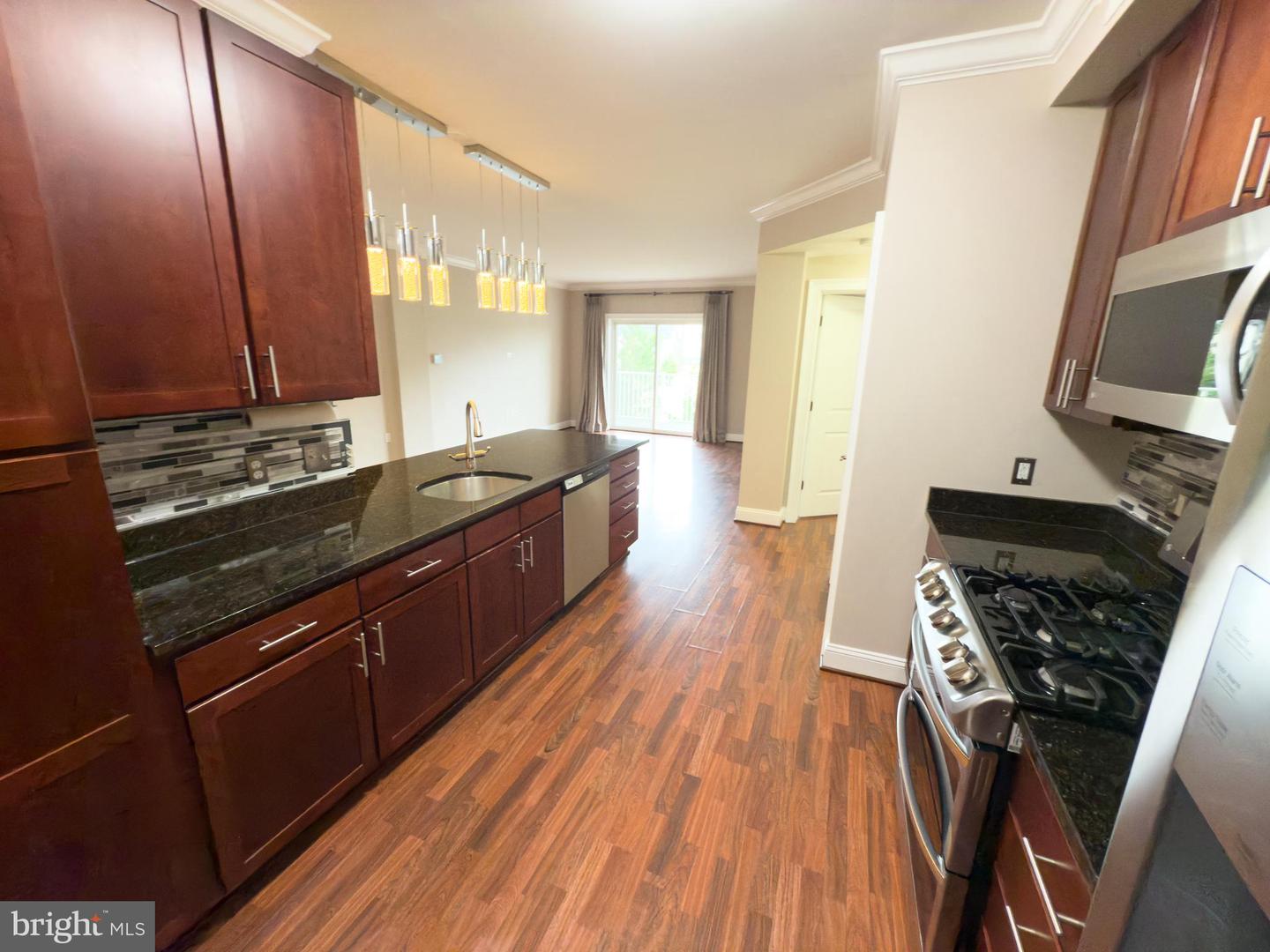 6301 EDSALL RD #224, ALEXANDRIA, Virginia 22312, 2 Bedrooms Bedrooms, ,2 BathroomsBathrooms,Residential,For sale,6301 EDSALL RD #224,VAFX2289436 MLS # VAFX2289436