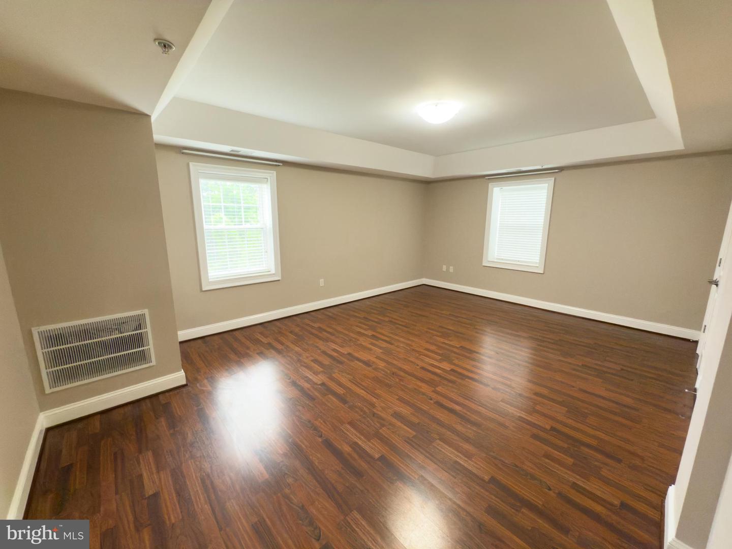 6301 EDSALL RD #224, ALEXANDRIA, Virginia 22312, 2 Bedrooms Bedrooms, ,2 BathroomsBathrooms,Residential,For sale,6301 EDSALL RD #224,VAFX2289436 MLS # VAFX2289436