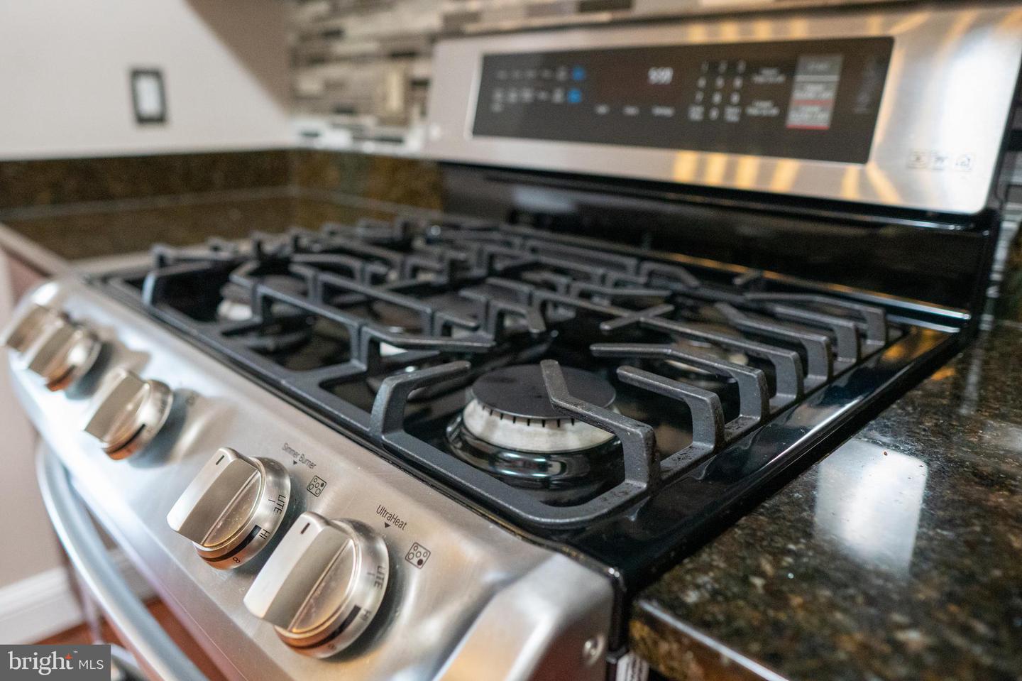 6301 EDSALL RD #224, ALEXANDRIA, Virginia 22312, 2 Bedrooms Bedrooms, ,2 BathroomsBathrooms,Residential,For sale,6301 EDSALL RD #224,VAFX2289436 MLS # VAFX2289436