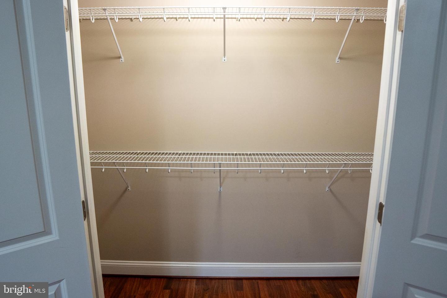 6301 EDSALL RD #224, ALEXANDRIA, Virginia 22312, 2 Bedrooms Bedrooms, ,2 BathroomsBathrooms,Residential,For sale,6301 EDSALL RD #224,VAFX2289436 MLS # VAFX2289436