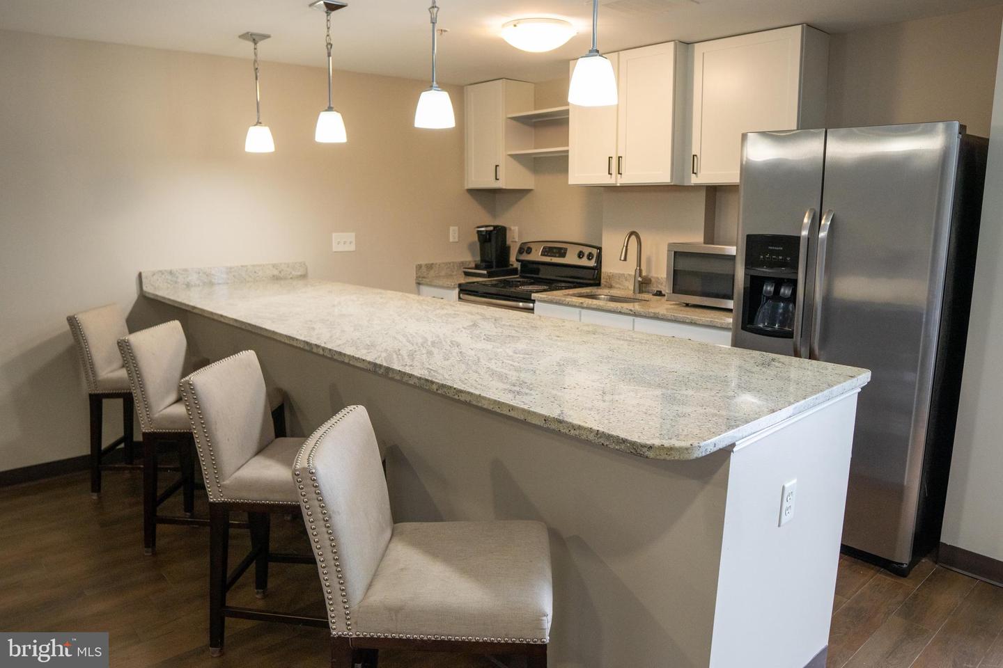 6301 EDSALL RD #224, ALEXANDRIA, Virginia 22312, 2 Bedrooms Bedrooms, ,2 BathroomsBathrooms,Residential,For sale,6301 EDSALL RD #224,VAFX2289436 MLS # VAFX2289436