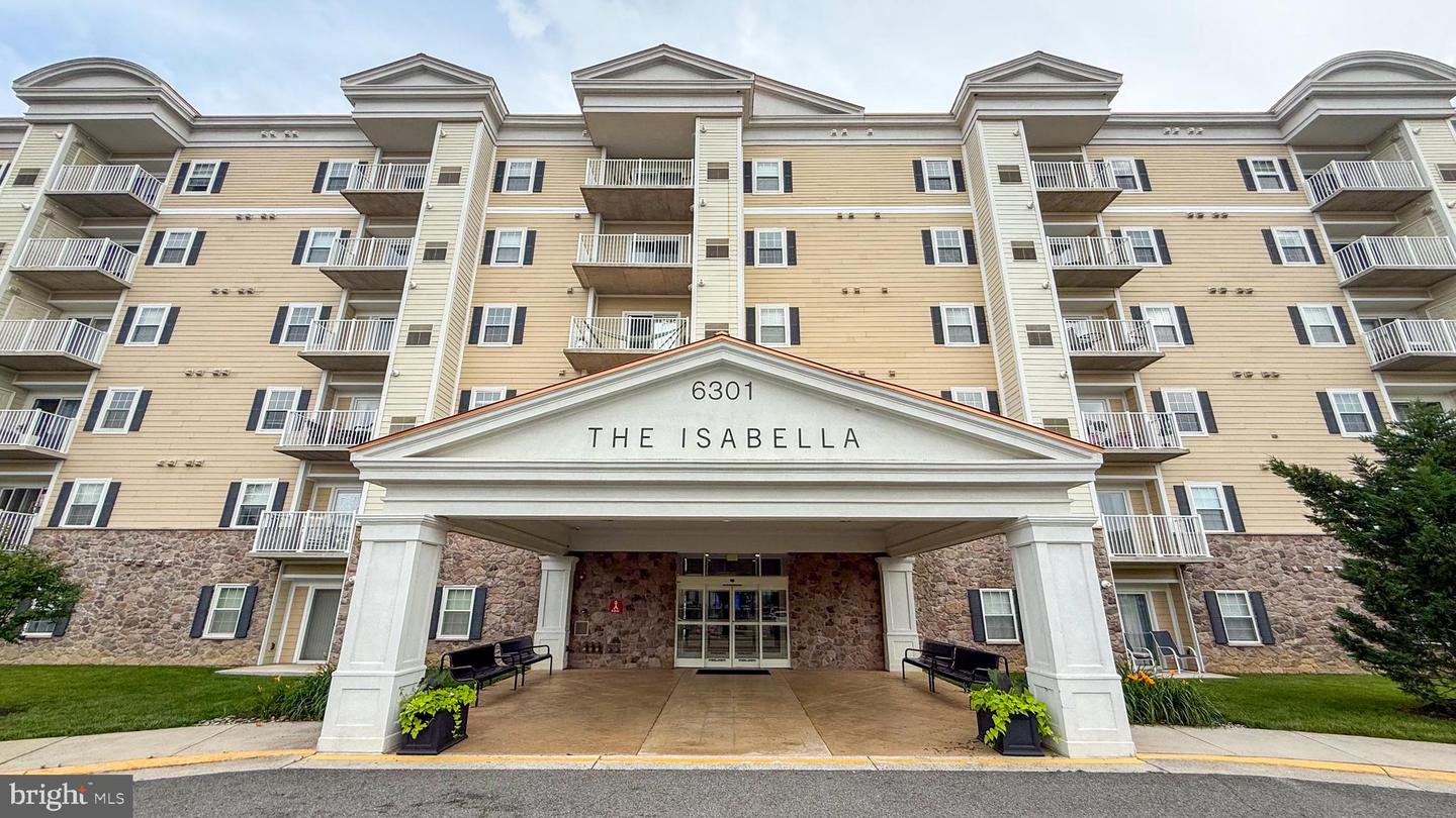 6301 EDSALL RD #224, ALEXANDRIA, Virginia 22312, 2 Bedrooms Bedrooms, ,2 BathroomsBathrooms,Residential,For sale,6301 EDSALL RD #224,VAFX2289436 MLS # VAFX2289436