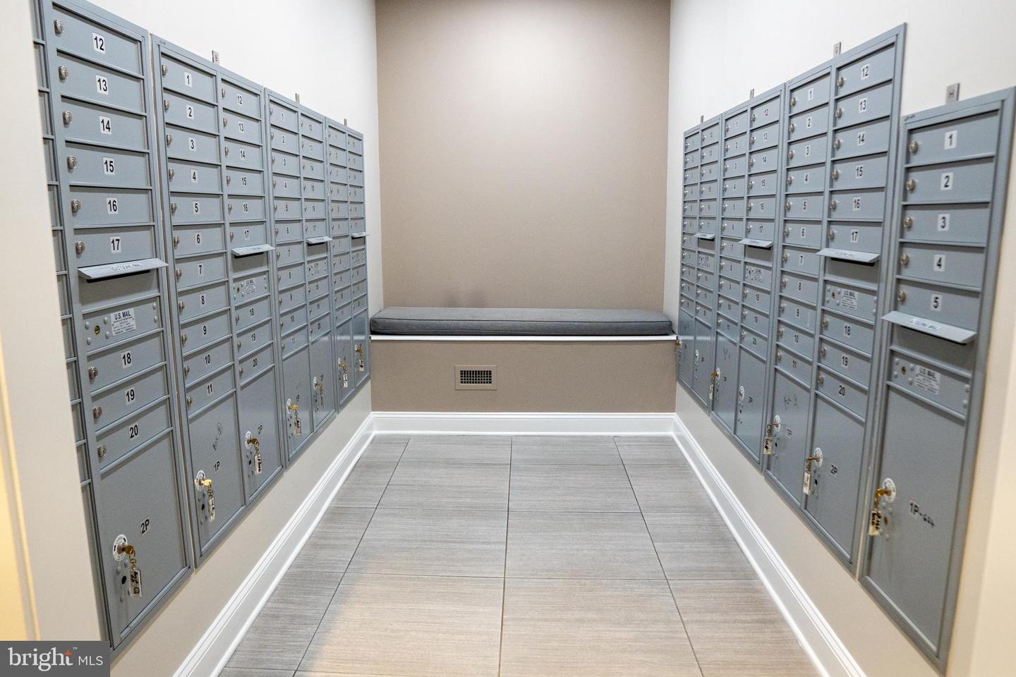 6301 EDSALL RD #224, ALEXANDRIA, Virginia 22312, 2 Bedrooms Bedrooms, ,2 BathroomsBathrooms,Residential,For sale,6301 EDSALL RD #224,VAFX2289436 MLS # VAFX2289436