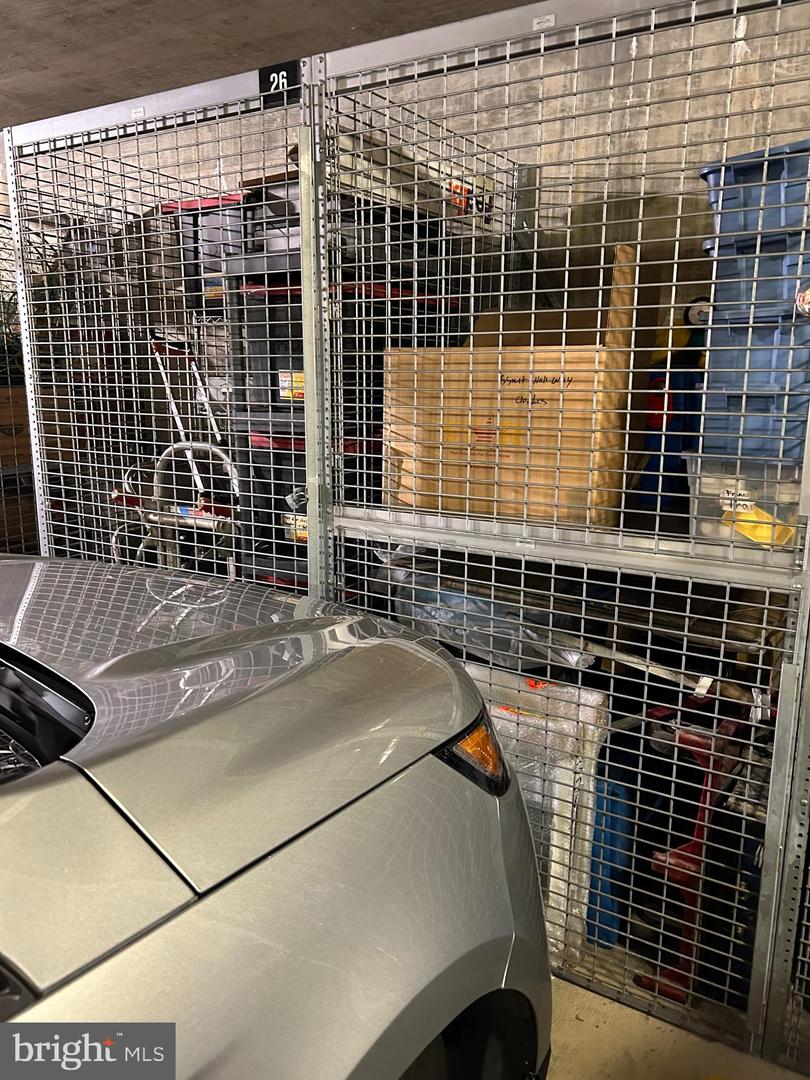 6301 EDSALL RD #224, ALEXANDRIA, Virginia 22312, 2 Bedrooms Bedrooms, ,2 BathroomsBathrooms,Residential,For sale,6301 EDSALL RD #224,VAFX2289436 MLS # VAFX2289436