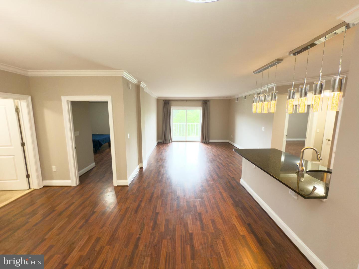 6301 EDSALL RD #224, ALEXANDRIA, Virginia 22312, 2 Bedrooms Bedrooms, ,2 BathroomsBathrooms,Residential,For sale,6301 EDSALL RD #224,VAFX2289436 MLS # VAFX2289436