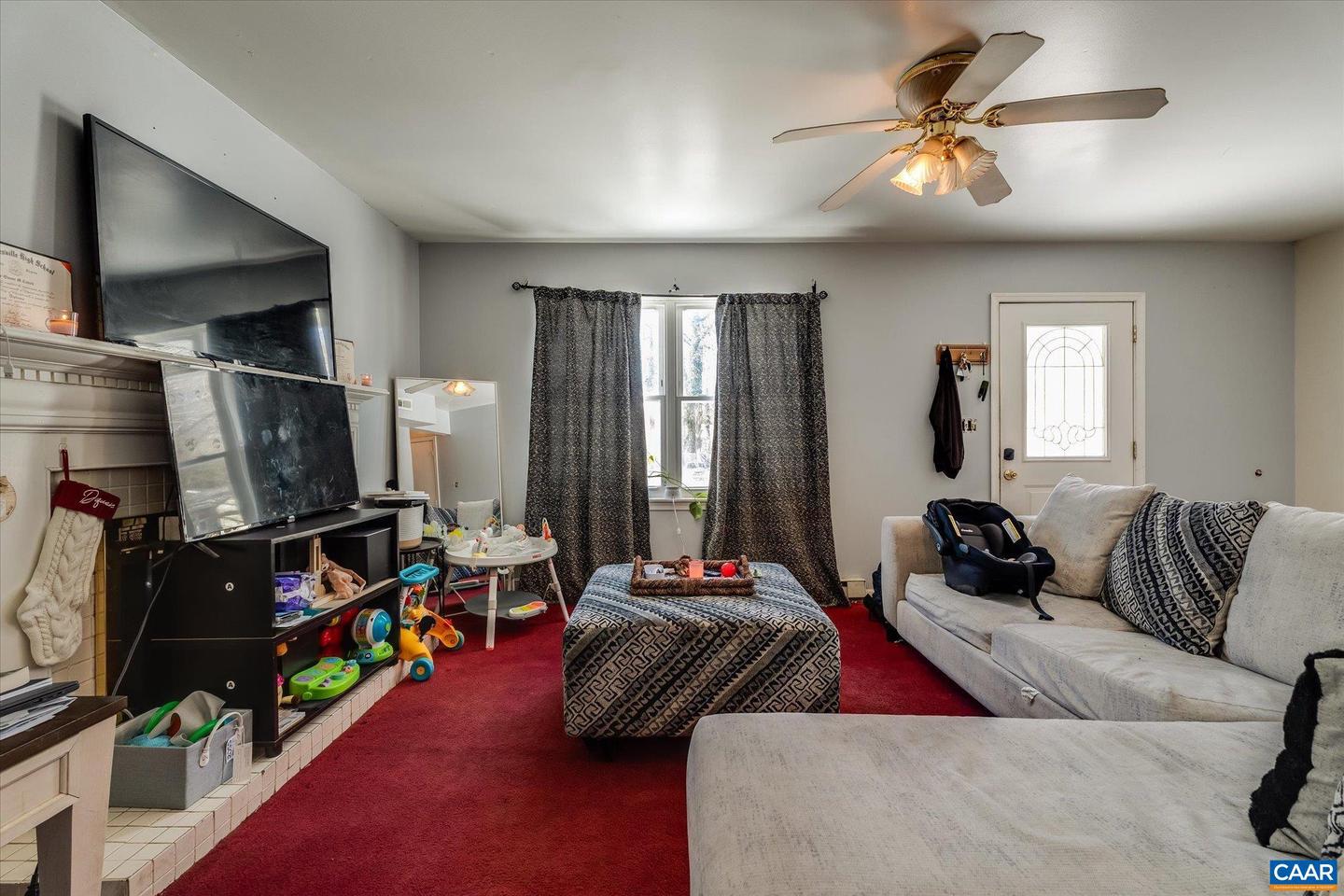 802 ORANGEDALE AVE, CHARLOTTESVILLE, Virginia 22903, 3 Bedrooms Bedrooms, ,1 BathroomBathrooms,Residential,For sale,802 ORANGEDALE AVE,673086 MLS # 673086