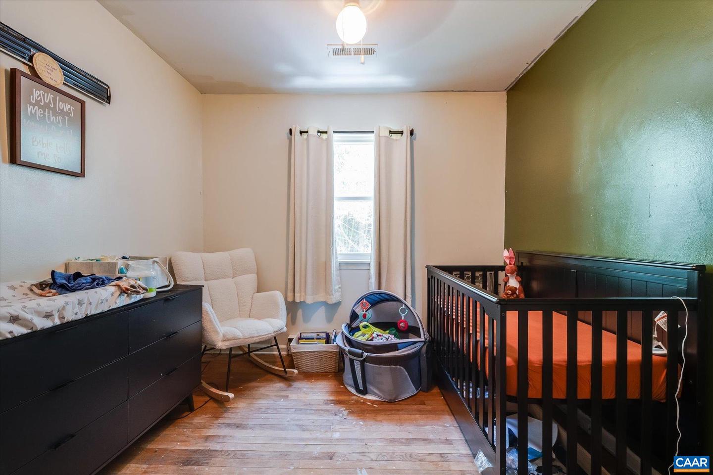 802 ORANGEDALE AVE, CHARLOTTESVILLE, Virginia 22903, 3 Bedrooms Bedrooms, ,1 BathroomBathrooms,Residential,For sale,802 ORANGEDALE AVE,673086 MLS # 673086