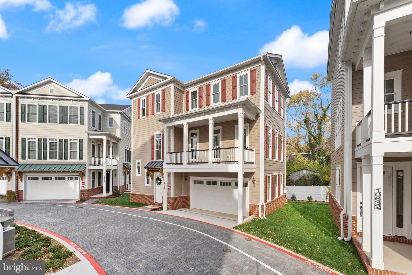 10634 POCKET PL, FAIRFAX, Virginia 22030, 3 Bedrooms Bedrooms, ,3 BathroomsBathrooms,Residential,For sale,10634 POCKET PL,VAFC2007744 MLS # VAFC2007744