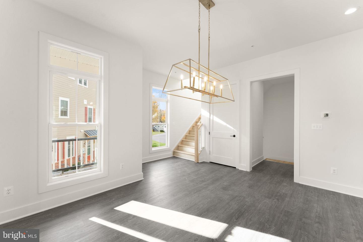 10634 POCKET PL, FAIRFAX, Virginia 22030, 3 Bedrooms Bedrooms, ,3 BathroomsBathrooms,Residential,For sale,10634 POCKET PL,VAFC2007744 MLS # VAFC2007744