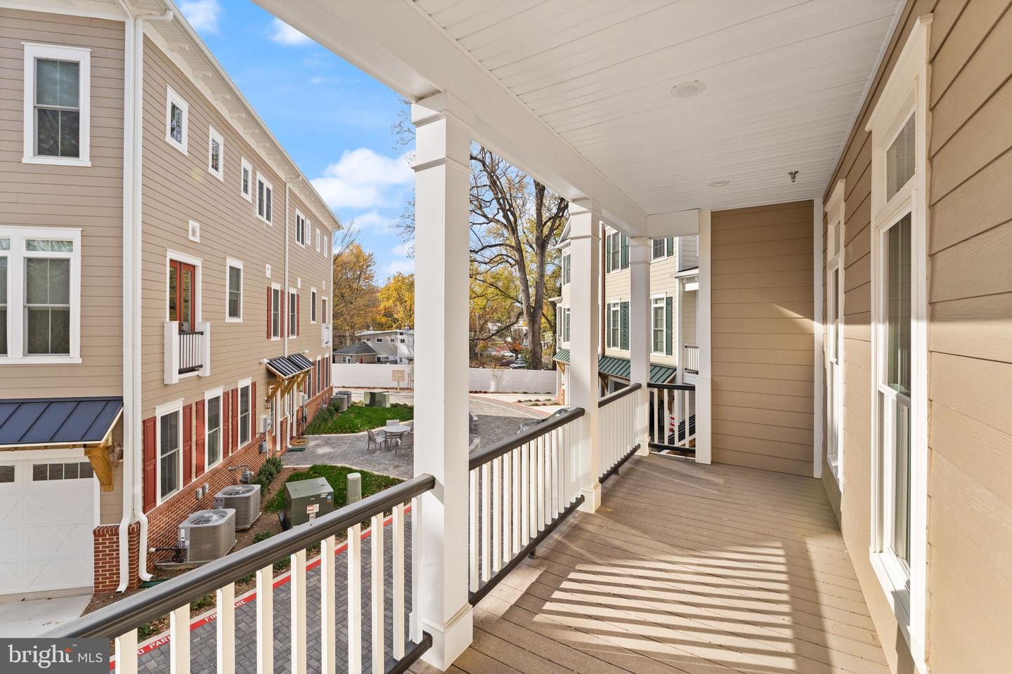 10634 POCKET PL, FAIRFAX, Virginia 22030, 3 Bedrooms Bedrooms, ,3 BathroomsBathrooms,Residential,For sale,10634 POCKET PL,VAFC2007744 MLS # VAFC2007744 10634 POCKET PL, FAIRFAX, Virginia 22030, 3 Bedrooms Bedrooms, ,3 BathroomsBathrooms,Residential,For sale,10634 POCKET PL,VAFC2007744 MLS # VAFC2007744