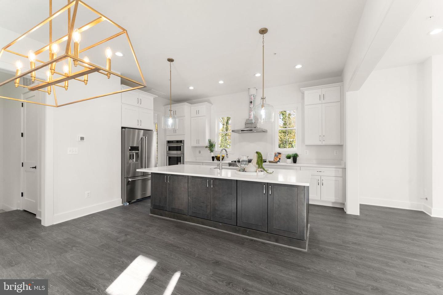 10634 POCKET PL, FAIRFAX, Virginia 22030, 3 Bedrooms Bedrooms, ,3 BathroomsBathrooms,Residential,For sale,10634 POCKET PL,VAFC2007744 MLS # VAFC2007744